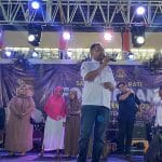 Kuat Hermawan Santoso Kornas Relawan Bolone Masse hadir di acara dukungan Gibran sebagai cawapres di GOR Pati.