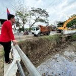 Wahyu Indriyanto Kerahkan Alat Berat, Bersihkan Sungai Simo Cegah Banjir