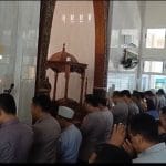 Polresta Pati Gelar Sholat Ghaib untuk Tiga Personel Polri yang Gugur di Lampung