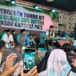 Gus Miftah Berceramah di Hadapan Ratusan Pekerja Karaoke Pati