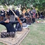 Fatayat NU Pati Gelar Jemparingan Meriahkan Hari Santri Nasional 2025