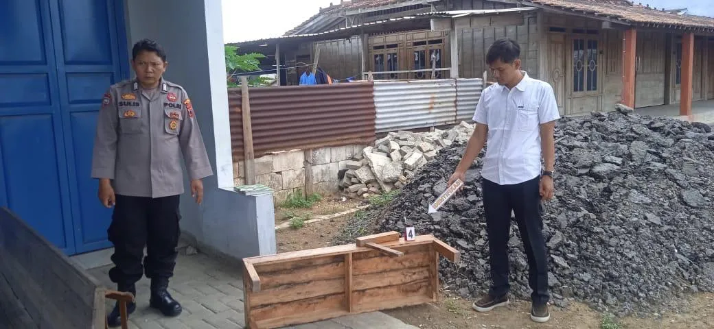 Warung Rica-Rica di Jakenan Jadi Sasaran Amuk Pemuda Mabuk: Polisi Buru Pelaku!