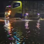 Banjir Limpasan Sungai Widodaren Lumpuhkan Jalur Pantura Pati-Rembang