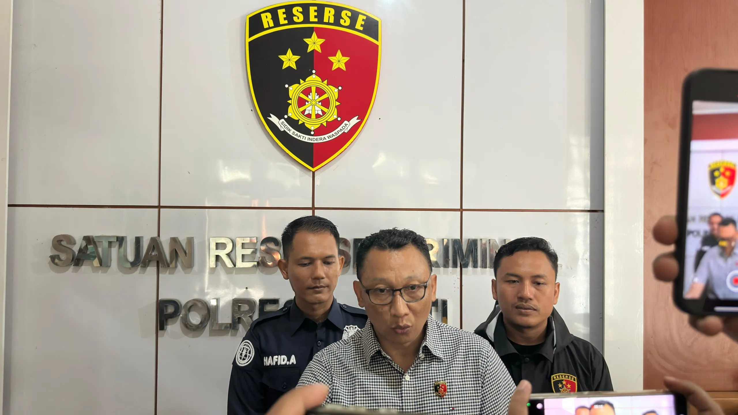 Emosi Karena Pesanan Lama, Tiga Pemuda Pati Jadi Tersangka Perusakan Fasilitas Warung di Jakenan