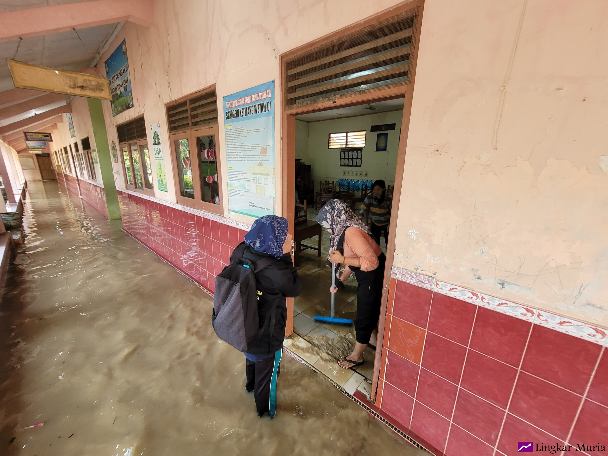 Banjir Rendam SD di Desa Ketitangwetan, Siswa Terpaksa Diliburkan