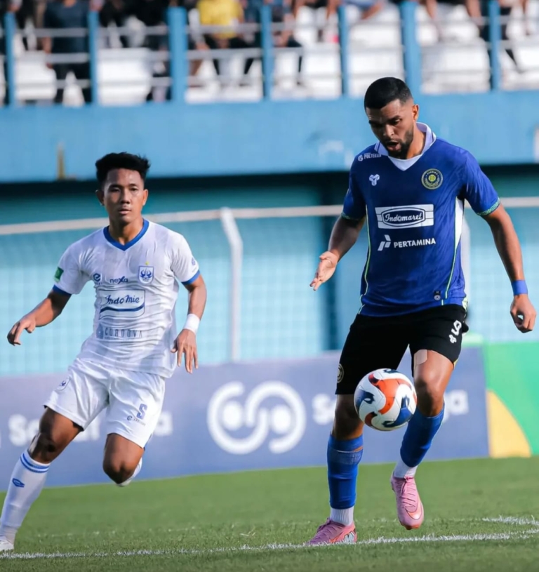 Macan Muria Terkam Mahesa Jenar: Persiku Kudus Hajar PSIS Semarang 3-0 