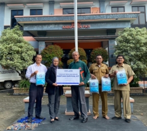 BRI Kanca Pati Tegaskan Komitmen Sosial Lewat Bantuan Bencana Banjir di Pati