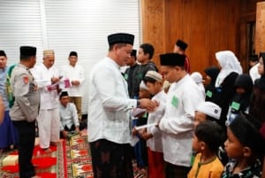 DPRD Pati Gelar Tarawih dan Silaturahmi Bersama, Sertai Santunan Anak Yatim di Bulan Ramadan
