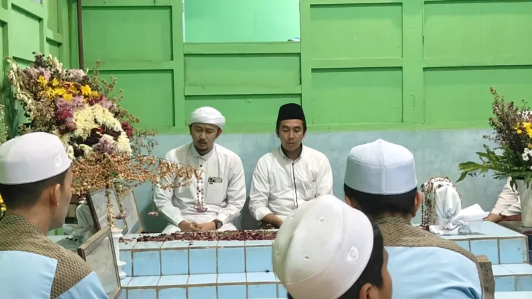 Haul ke-52 KH. Hasbullah Digelar 8 Hari, YPM Kembang Siapkan Rangkaian Acara Religius