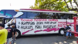 AMPB Pati Kerahkan Empat Bus Gratis untuk Aksi Unjuk Rasa di Jakarta