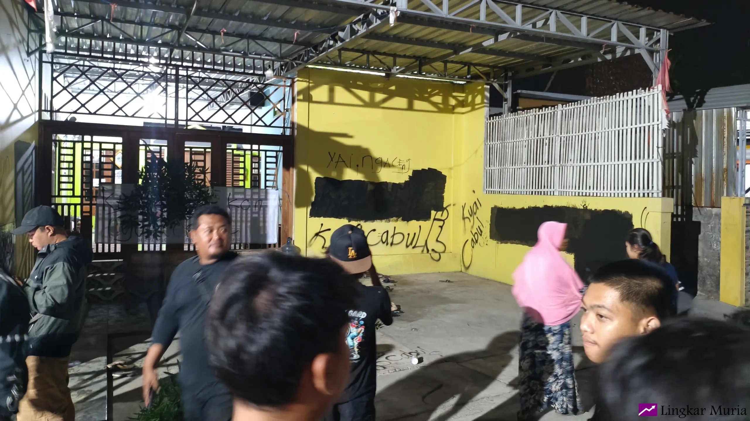 Isu Dugaan Pencabulan Santriwati di Talun Pati Memanas, Warga Geruduk dan Segel Ponpes Al-Hidayah